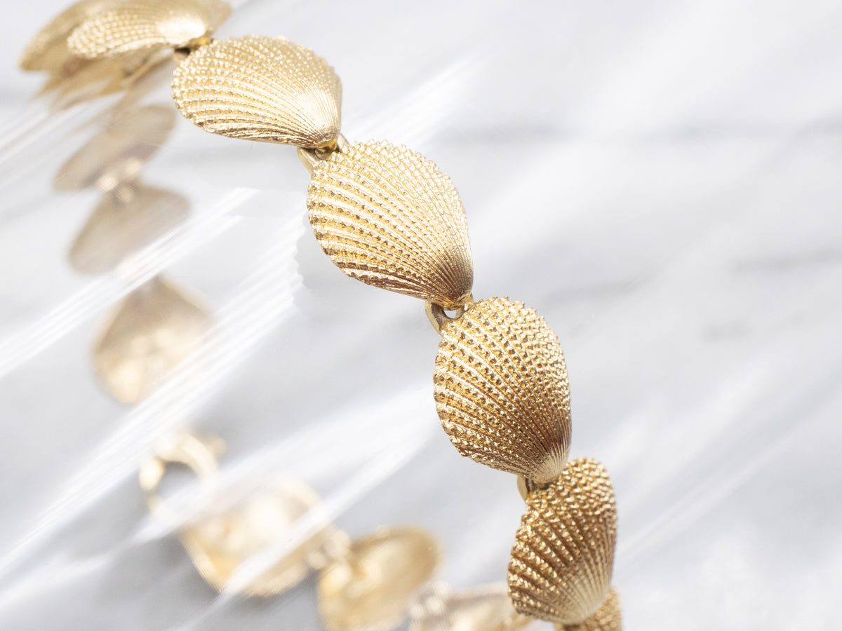 Textured Gold Scallop Shell Link Bracelet