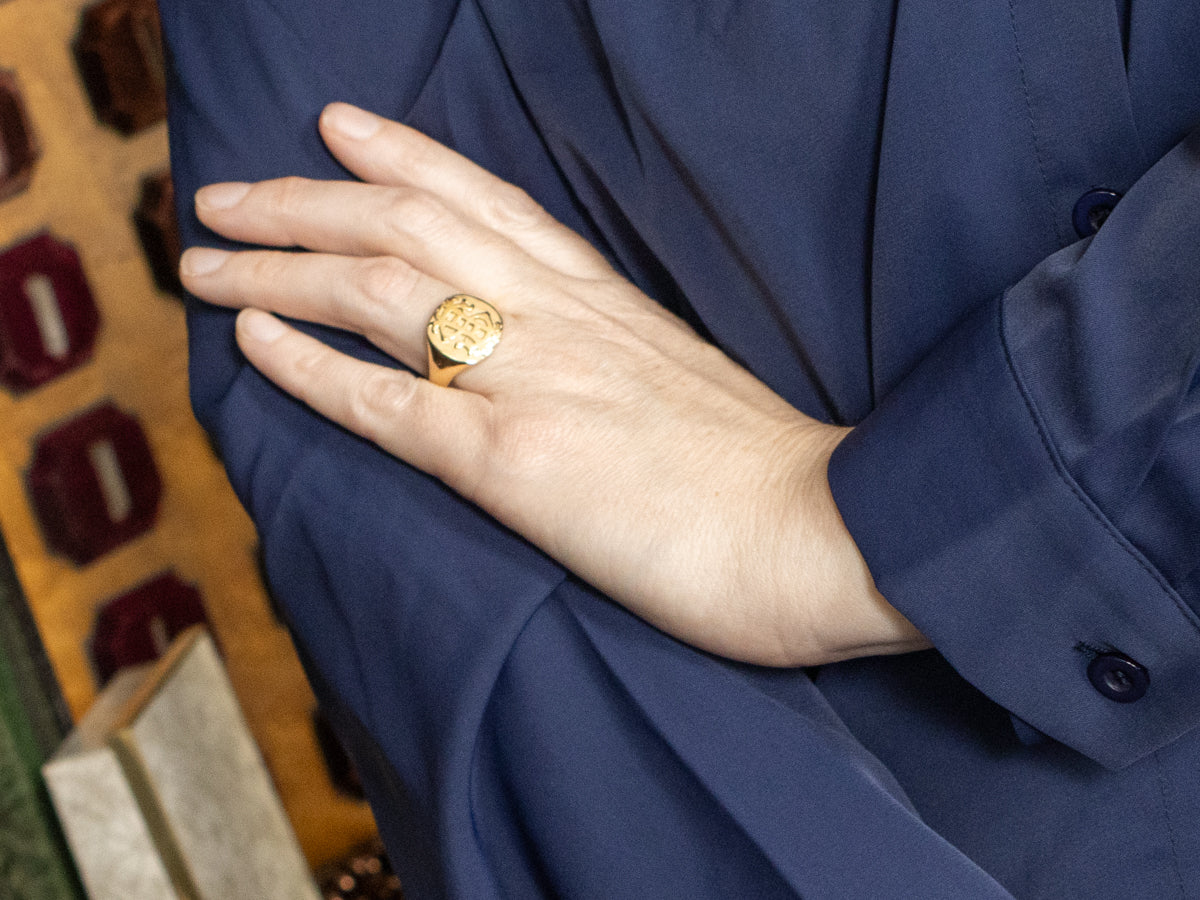 Stunning Original Monogram "SH" Signet Ring 14-Karat Gold