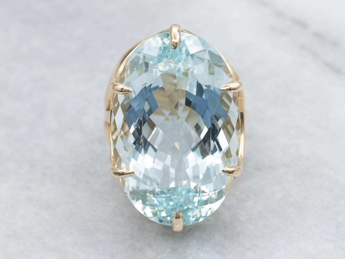 Stunning Aquamarine Cocktail Ring in 14K Yellow Gold