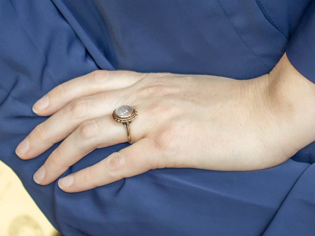 Rose Quartz Cabochon Ring in Vintage Rope Twist Setting