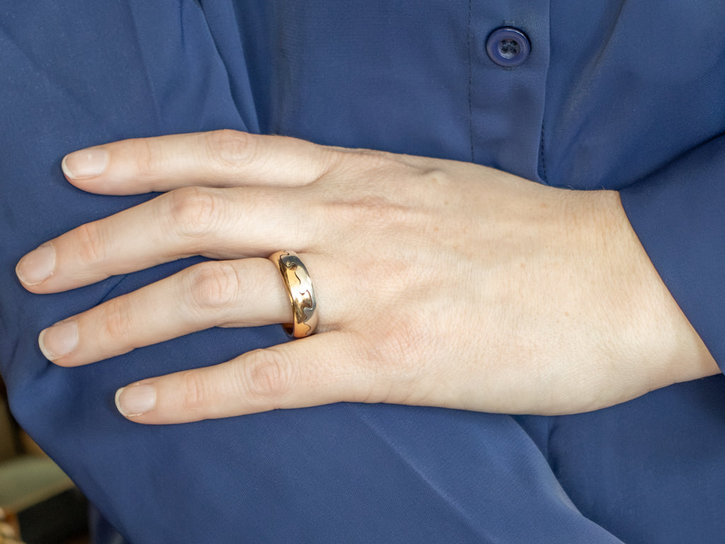 Men's Sterling Silver and 14K Yellow Gold Scrolling Pattern Centered Band