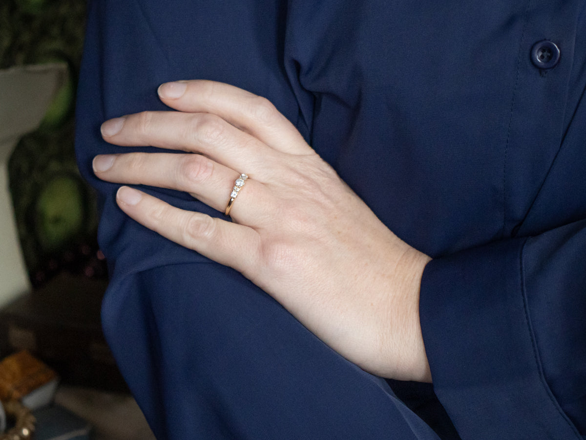 Round Brilliant Multi-Diamond Engagement Ring