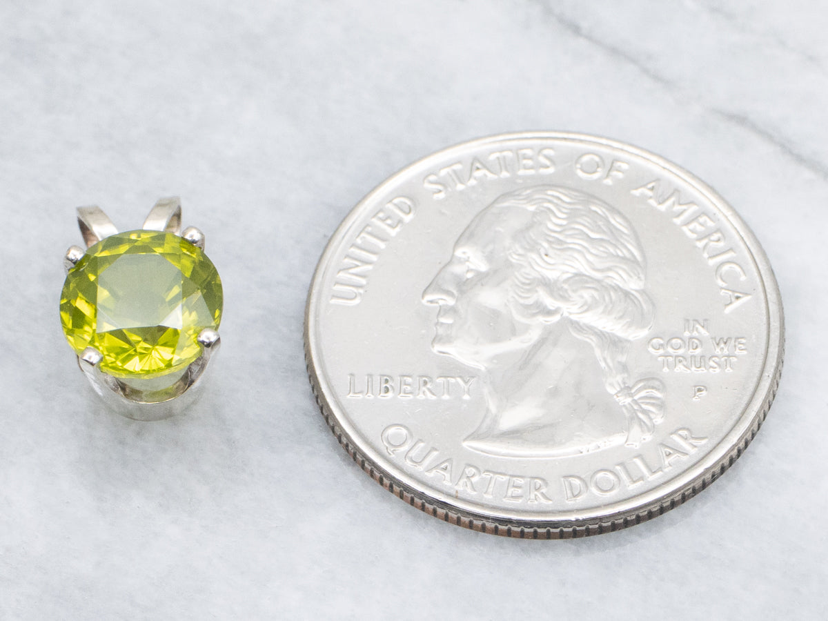 Round-Cut Peridot White Gold Pendant