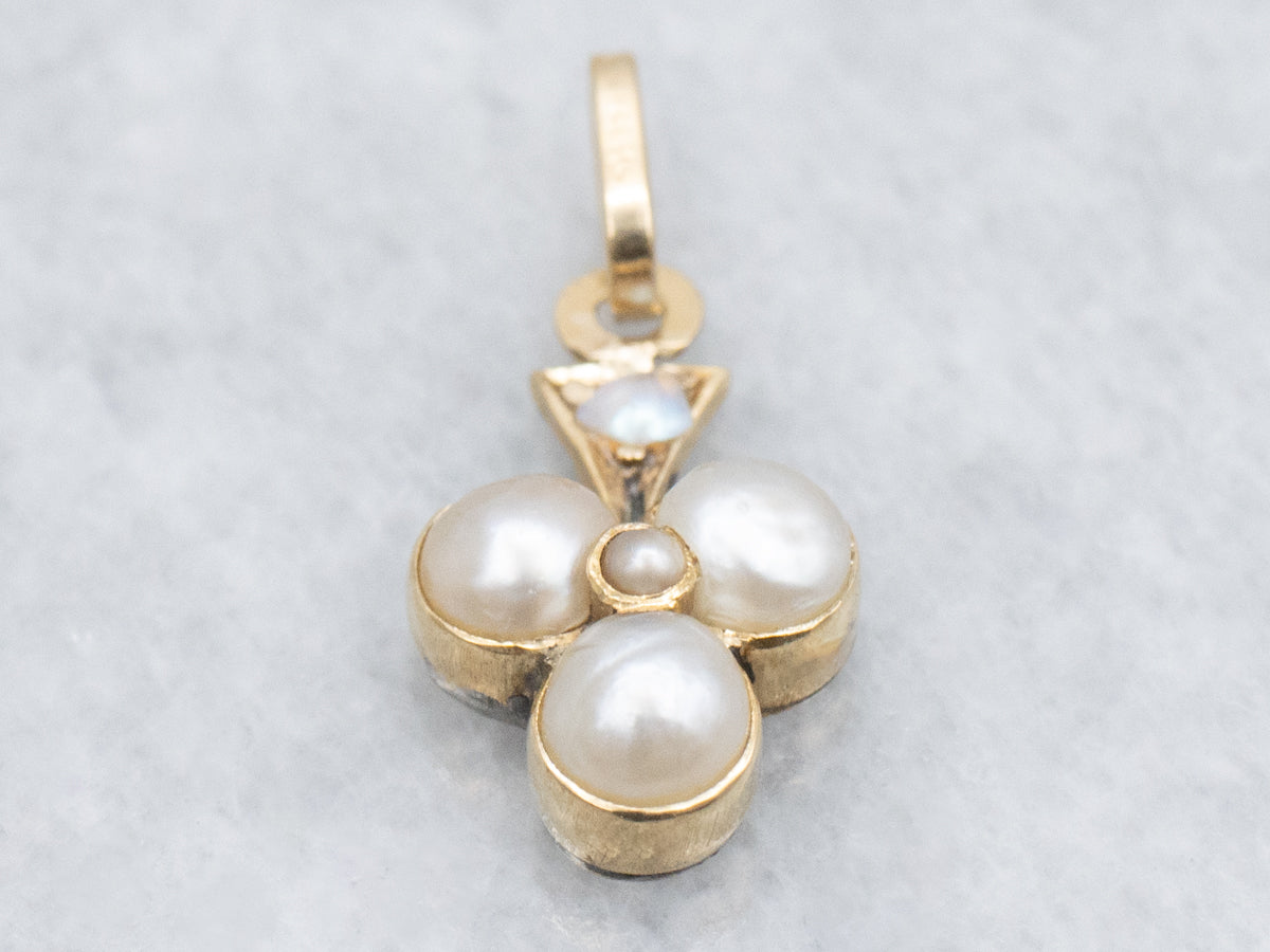 Antique Gold and Pearl Lucky Club-Shaped Charm Pendant