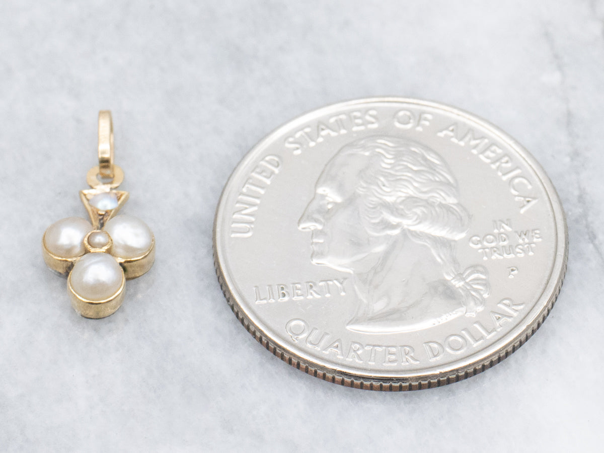 Antique Gold and Pearl Lucky Club-Shaped Charm Pendant