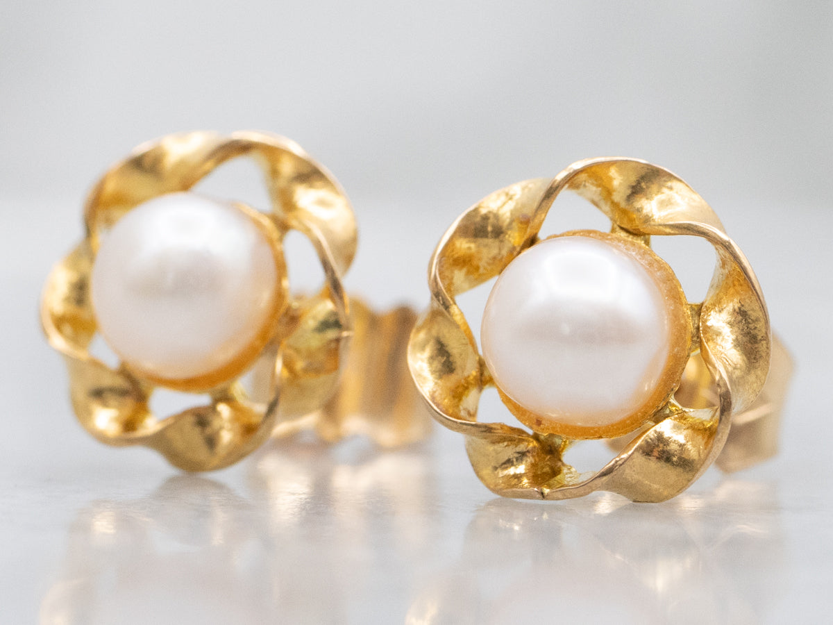 Twisting Yellow Gold Button Pearl Stud Earrings