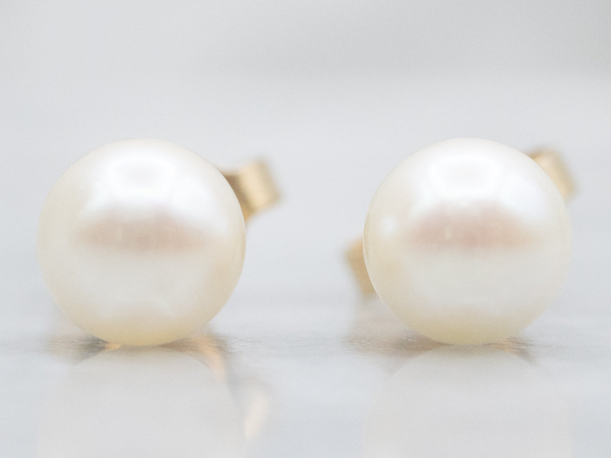 Saltwater Pearl Yellow Gold Stud Earrings