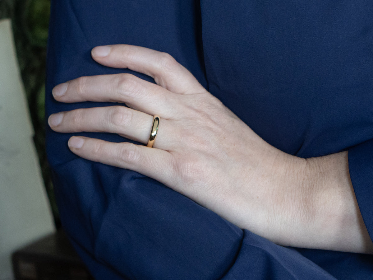 Squared 18-Karat Yellow Gold Band