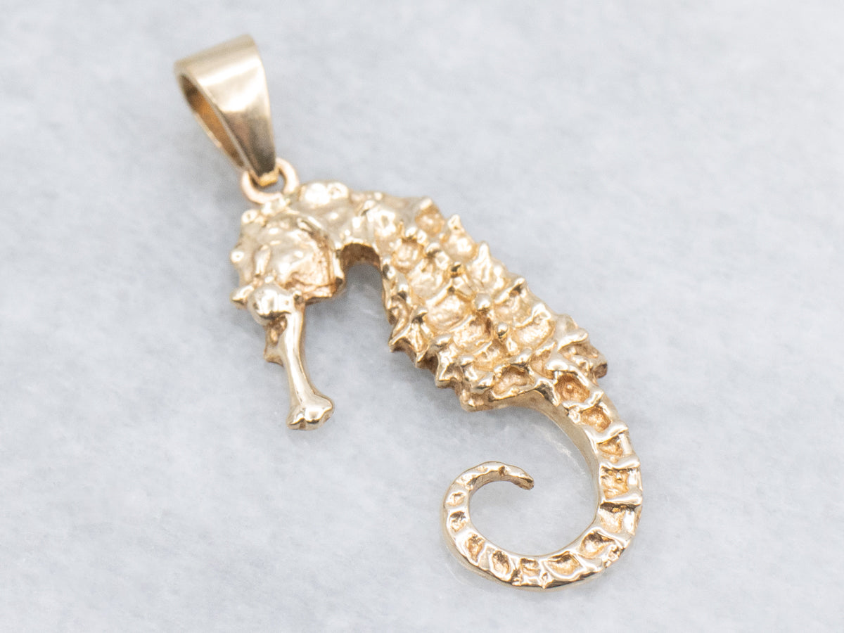 Textured Yellow Gold Seahorse Charm Pendant