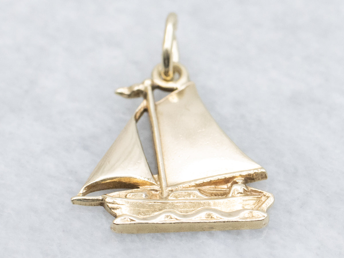 Detailed Yellow Gold Sailboat Charm Pendant