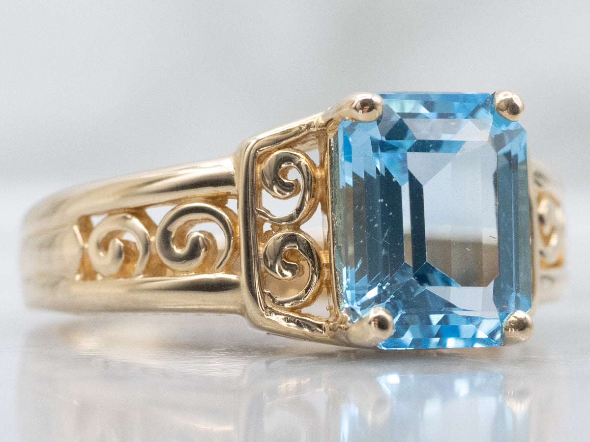 London Blue Topaz Scrolling Filigree Gold Solitaire Ring