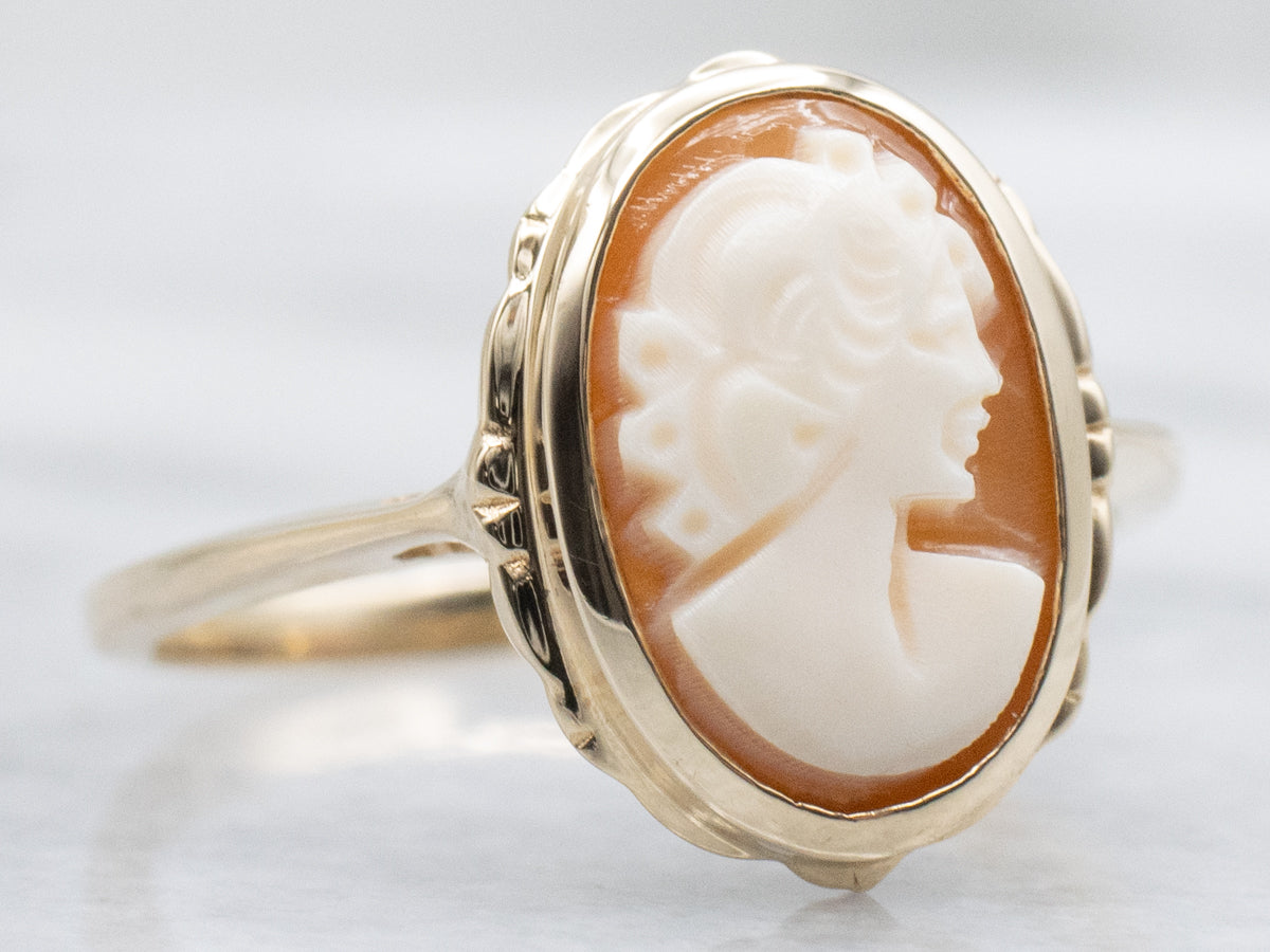 Mid-Century Yellow Gold Cameo Ring
