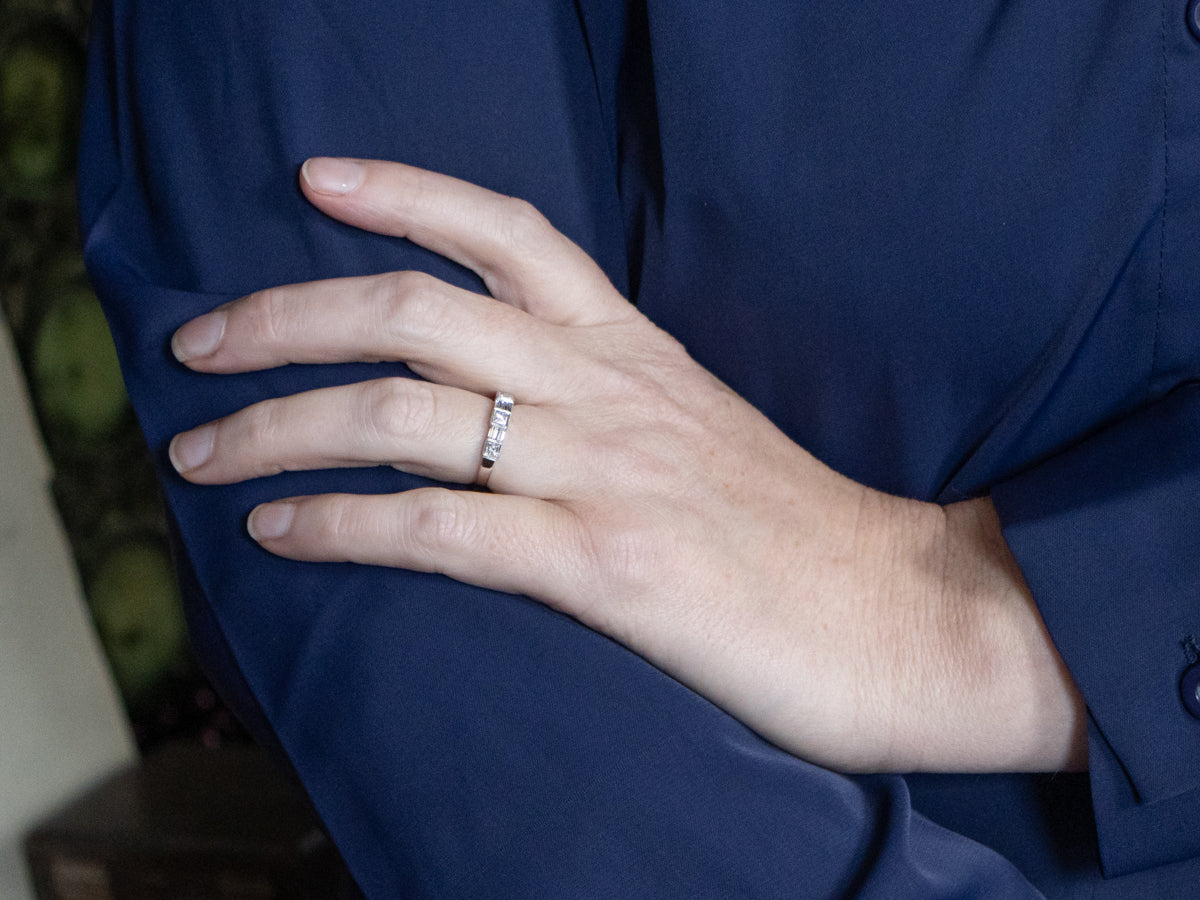 18-Karat White Gold Mix-Cut Diamond Band