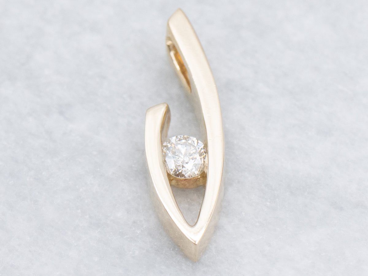 Modern Yellow Gold Brilliant Diamond Pendant