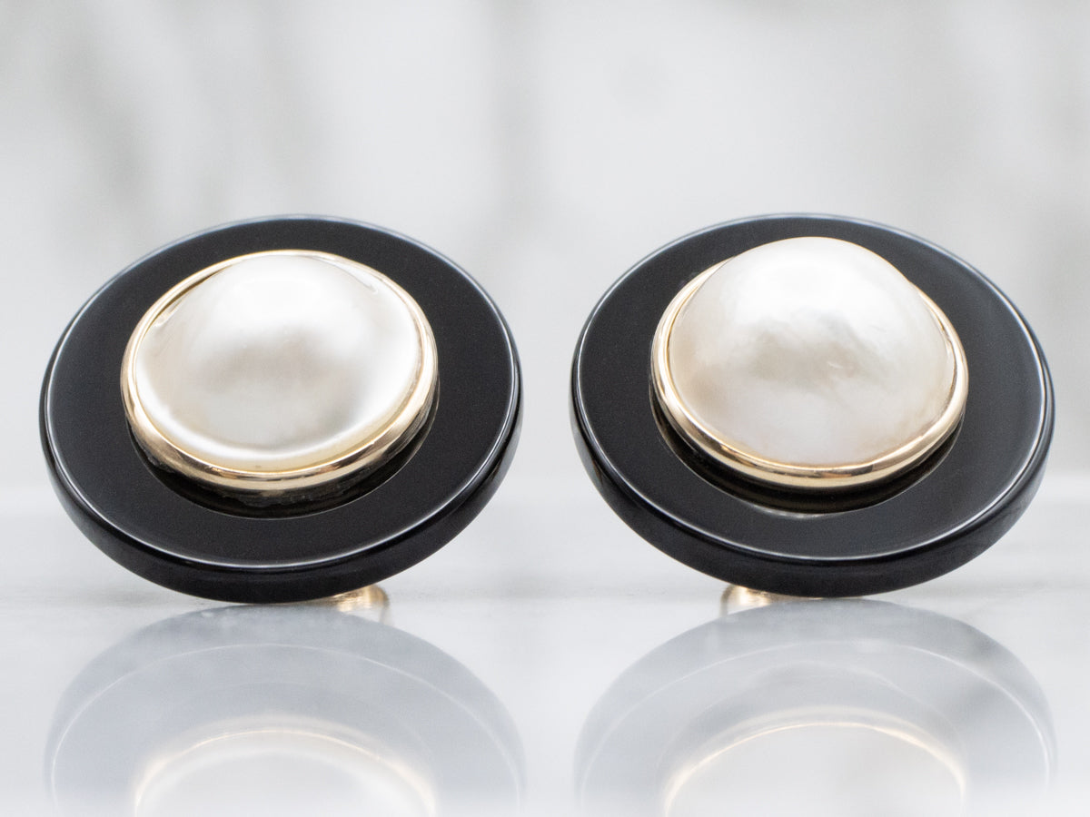 Vintage Mabe Pearl and Onyx Disc Gold Stud Earrings
