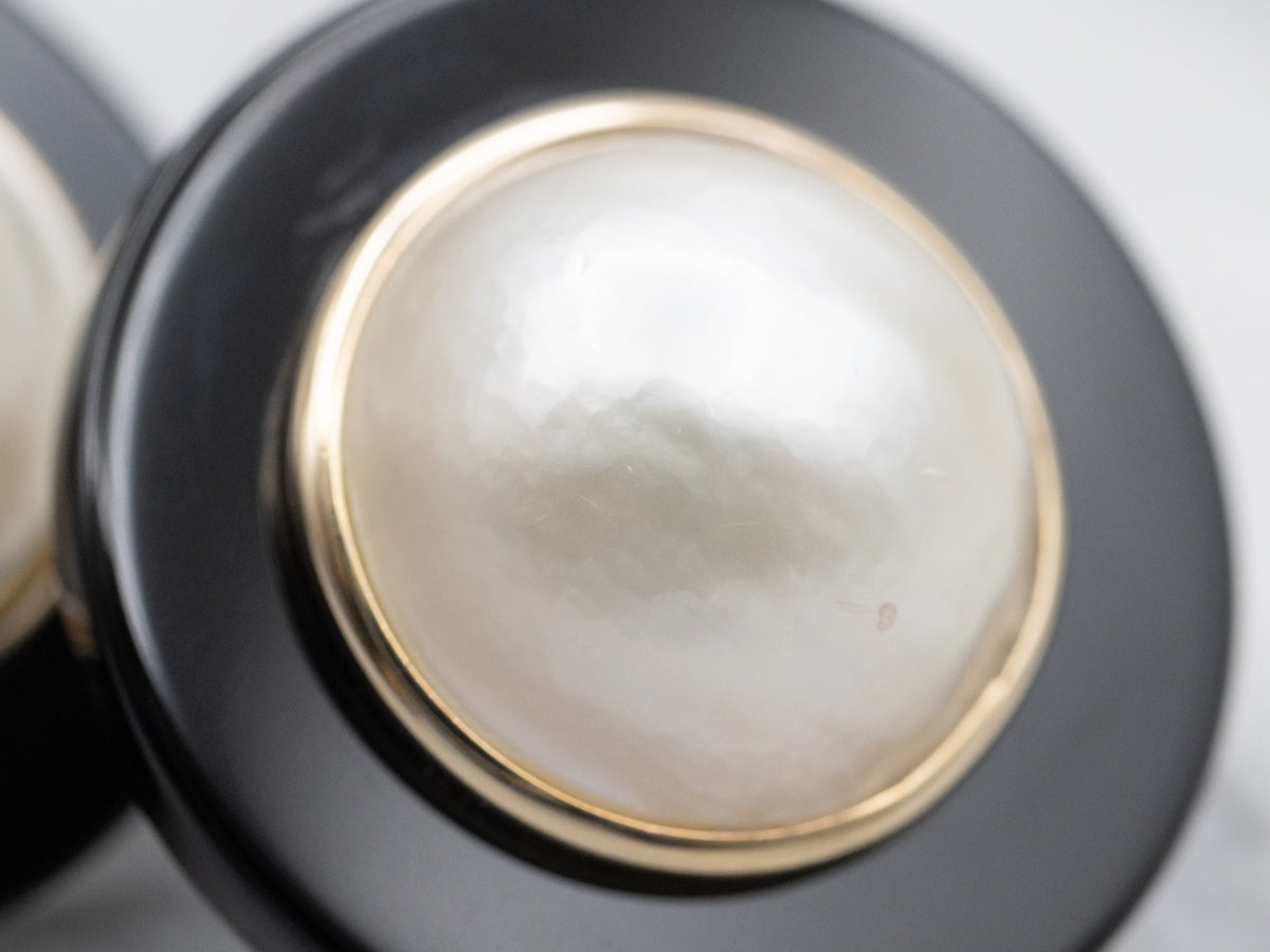 Vintage Mabe Pearl and Onyx Disc Gold Stud Earrings