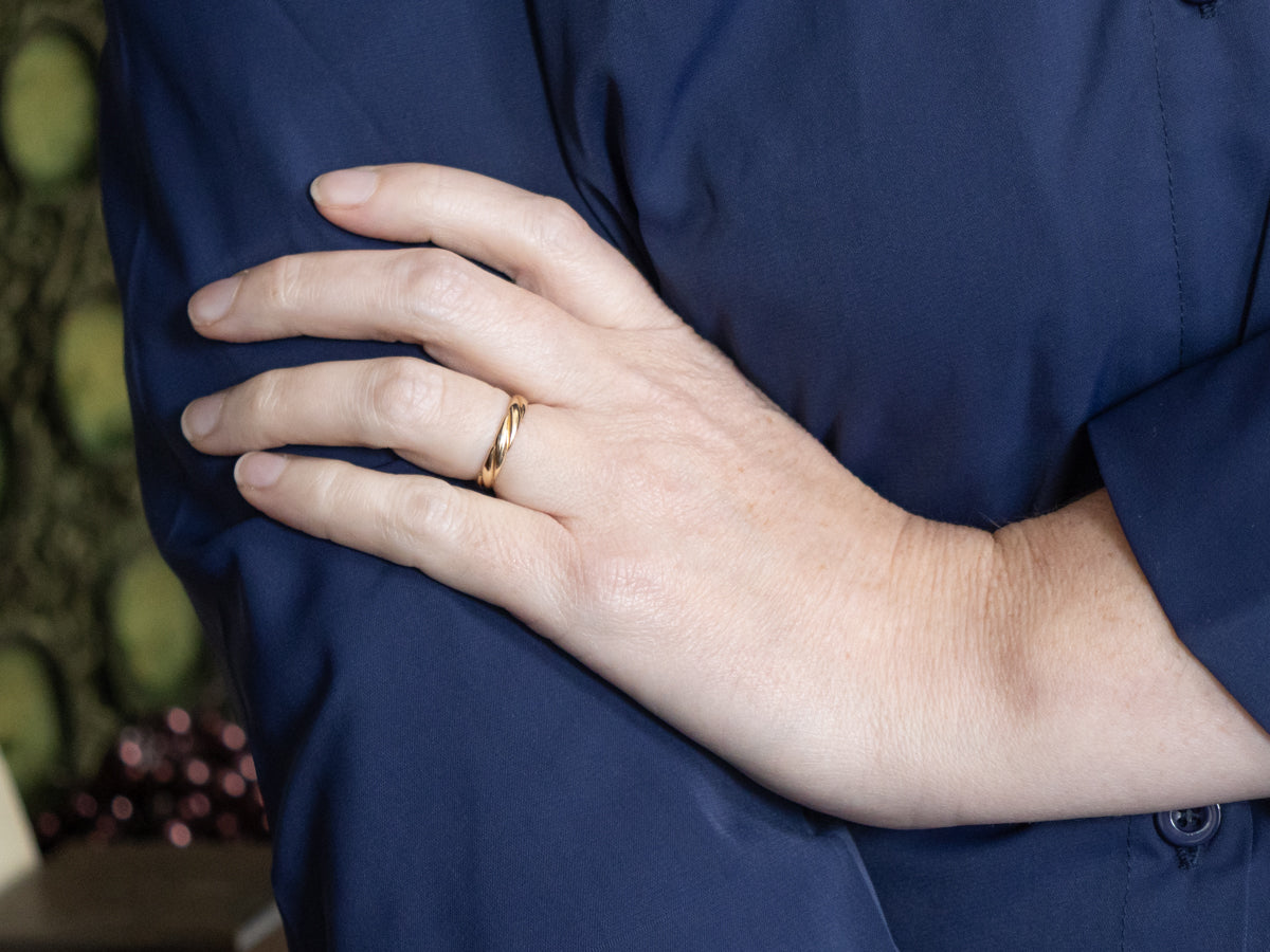Vintage Twisting Gold Band
