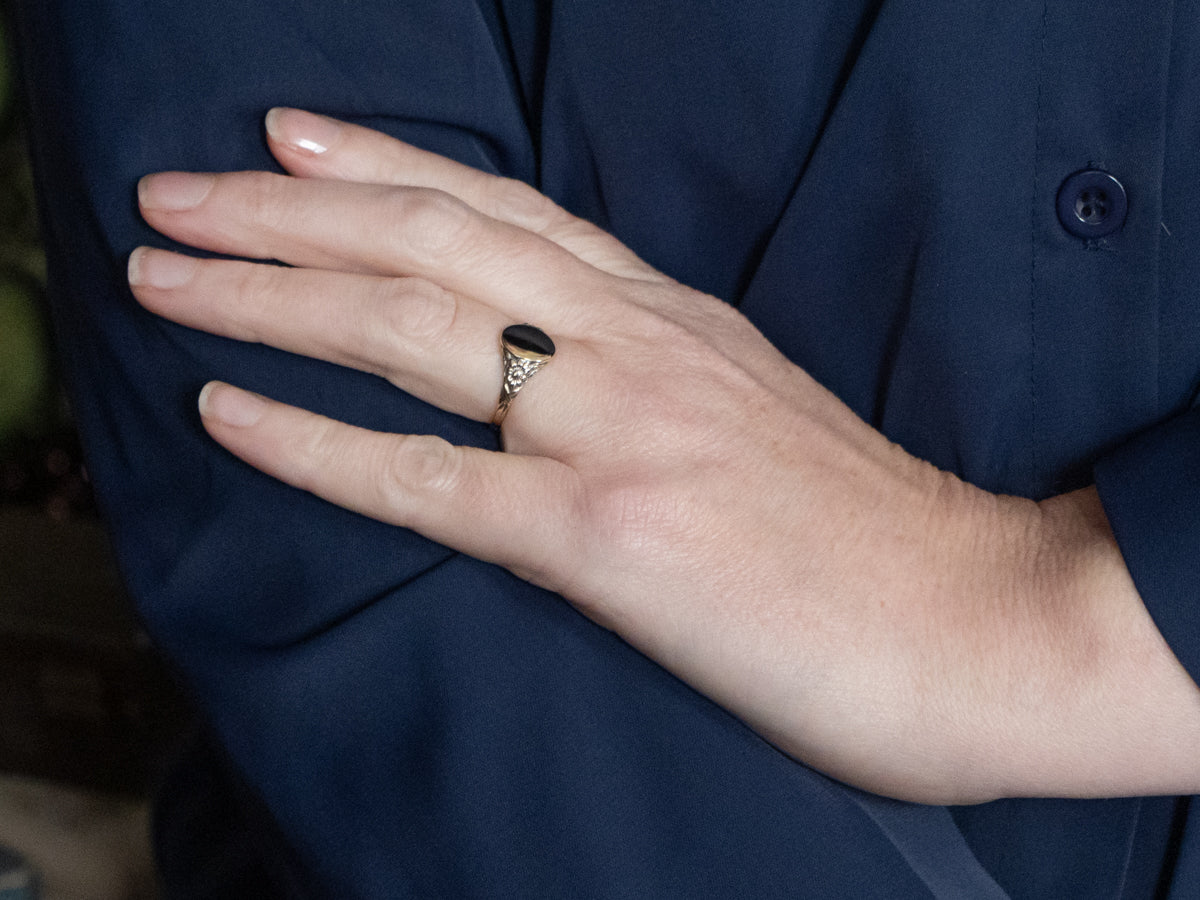 Old Dealer Stock Yellow Gold Plain Floral Signet Ring