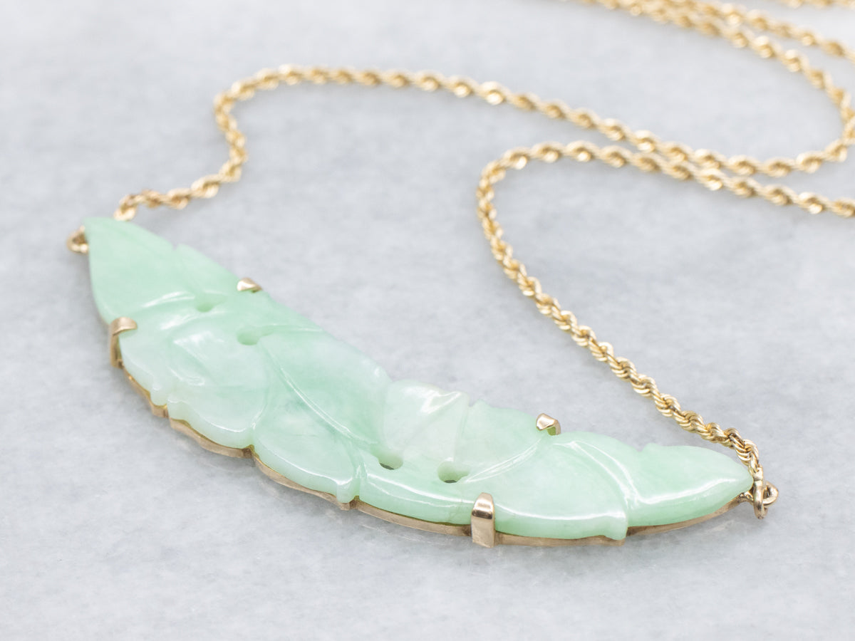 Vintage Carved Jade Yellow Gold Necklace