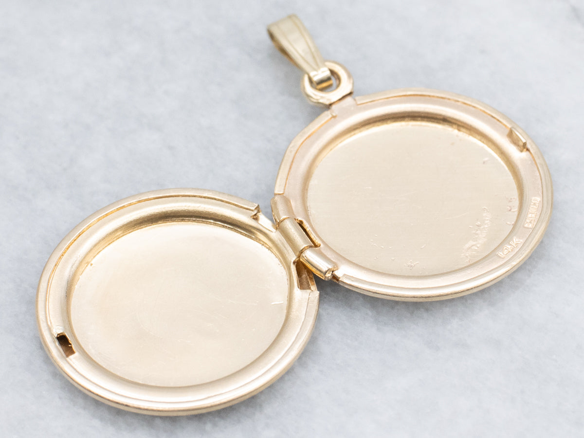 Vintage Yellow Gold Locket with Floral Engravings