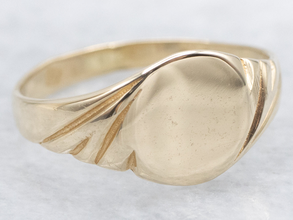 Vintage Gold Round-Top Signet Ring