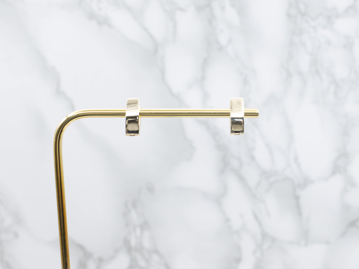 Flat V-Shaped Italian Yellow Gold Hoop Earrings
