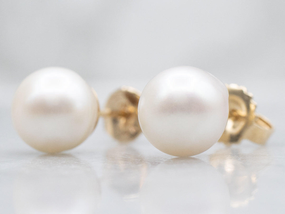 Yellow Gold Classic Pearl Stud Earrings
