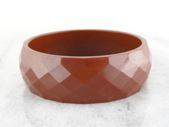 Retro Era Sienna Brown Bakelite Bangle