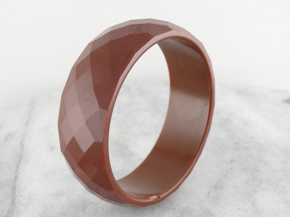 Retro Era Sienna Brown Bakelite Bangle