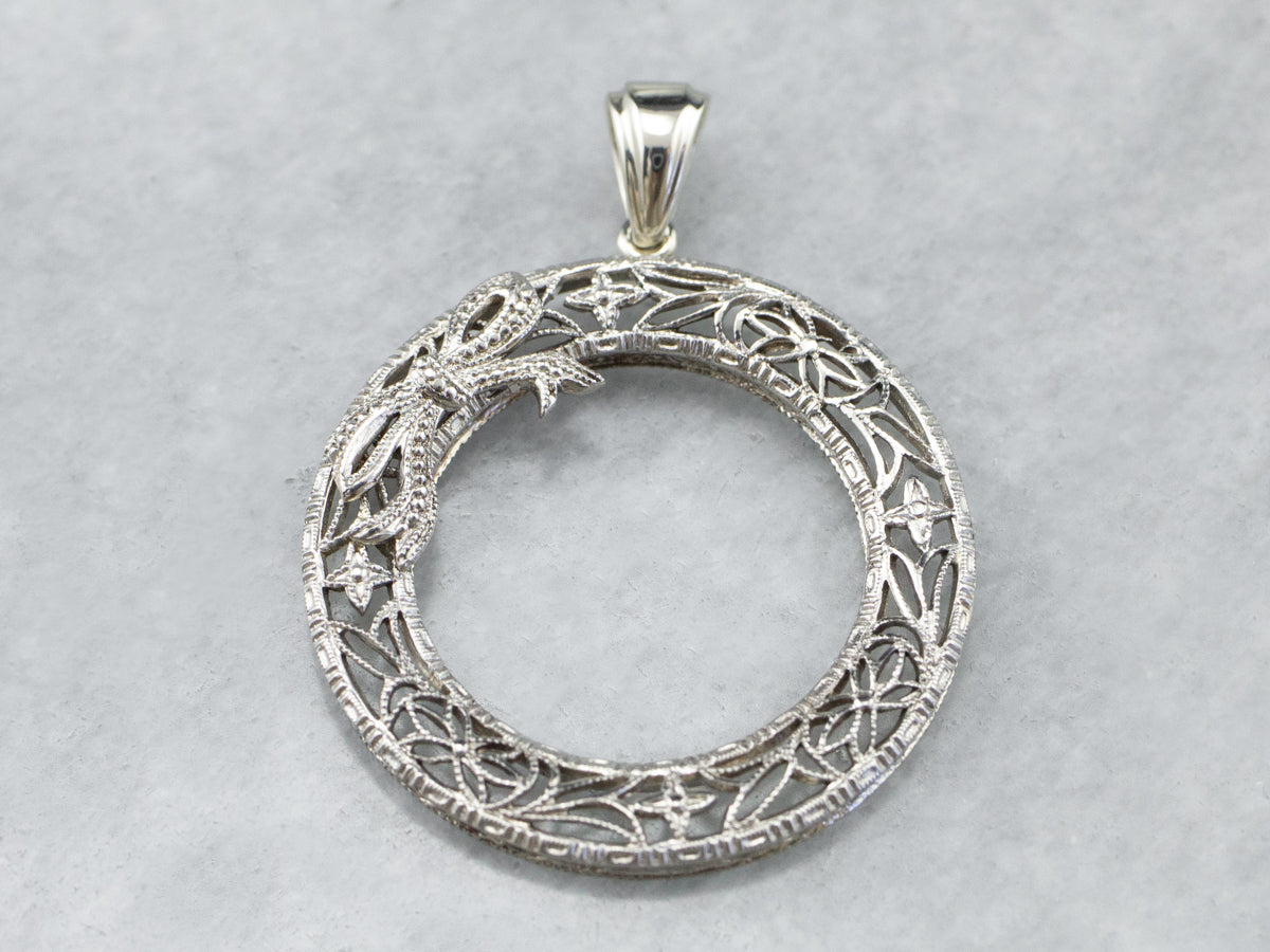 Art Deco Filigree Wreath White Gold Pendant