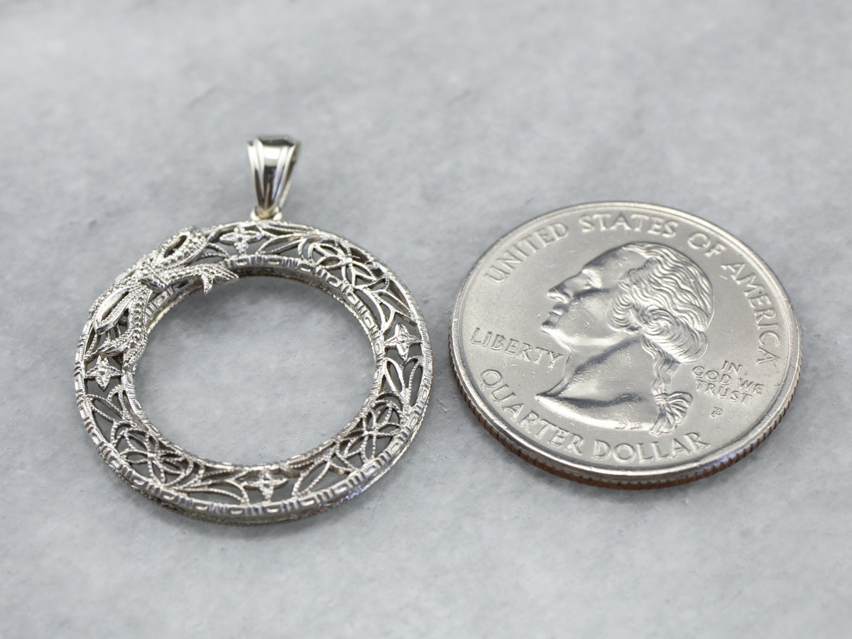 Art Deco Filigree Wreath White Gold Pendant