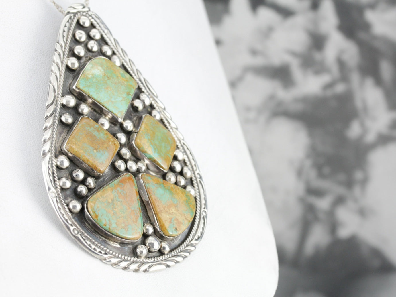 Colgante de turquesa verde nativo americano