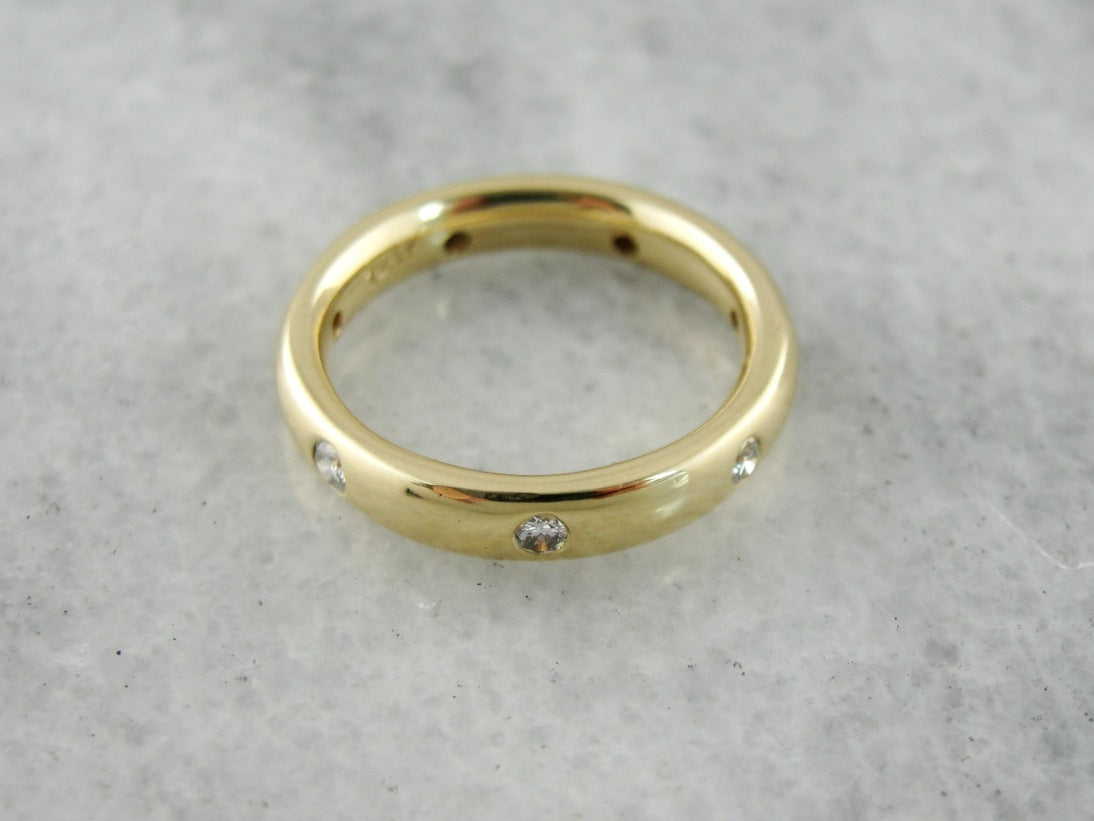 Etoile Diamond Gold Wedding Band