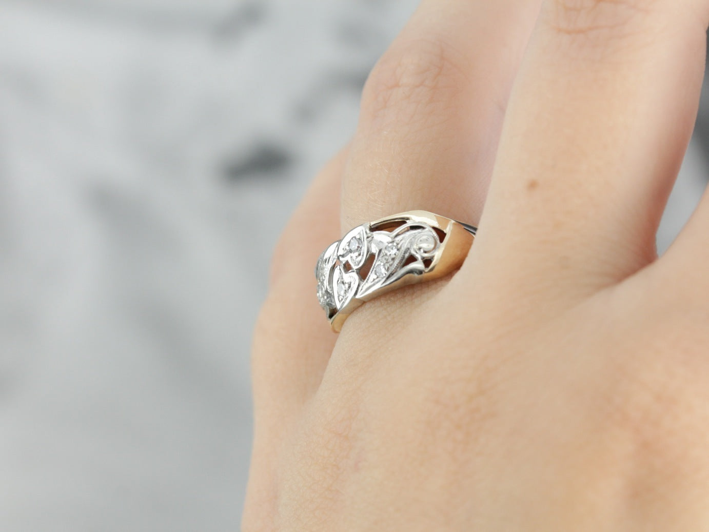 Retro Romance Diamond Hearts Band