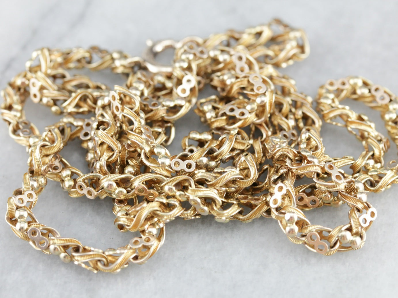 Ornate Twisted Link Gold Chain