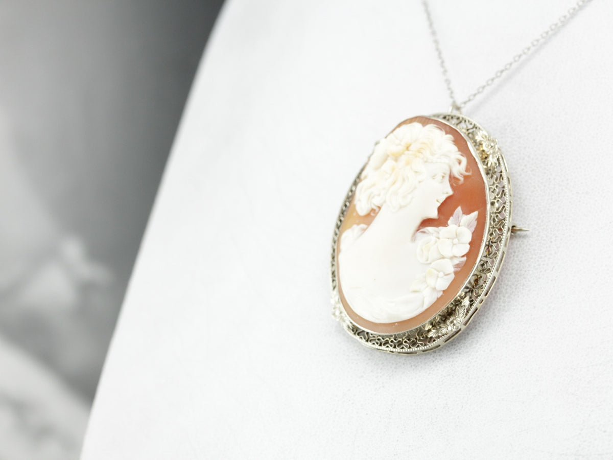 Vintage Romantic Cameo Brooch or Pendant