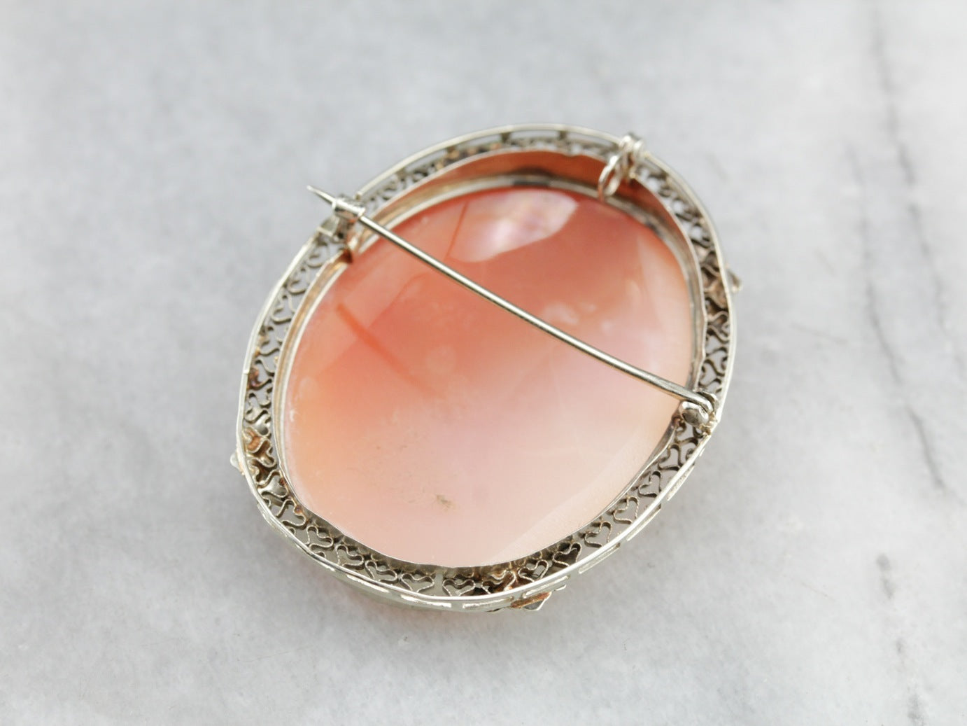 Vintage Romantic Cameo Brooch or Pendant