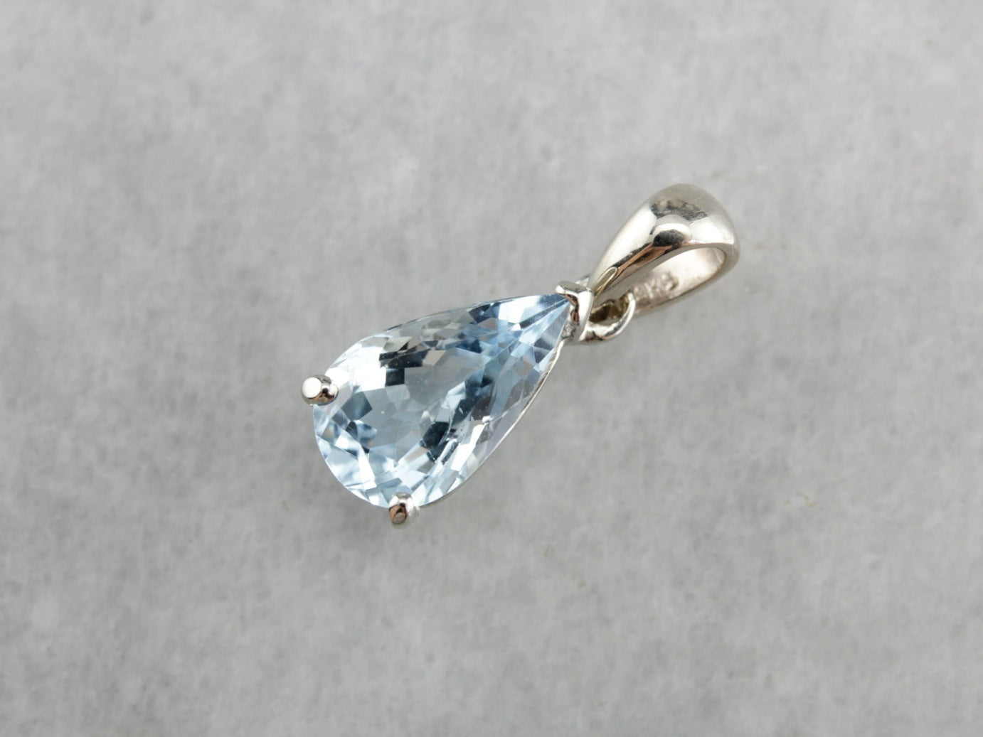 Aquamarine Pear Cut White Gold Pendant