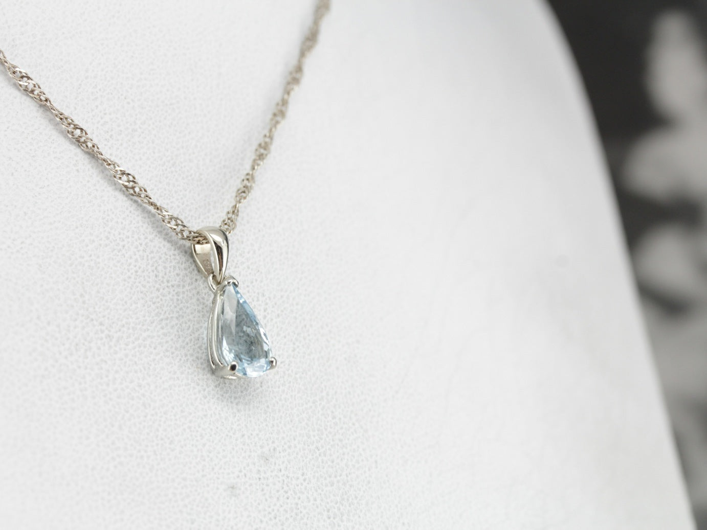 Aquamarine Pear Cut White Gold Pendant