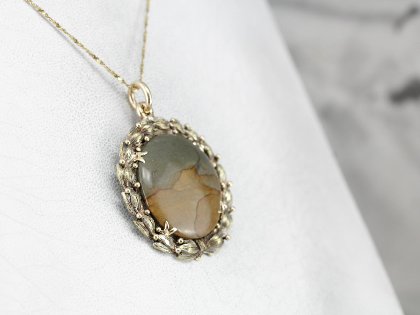 Vintage Jasper Laurel Wreath Pendant