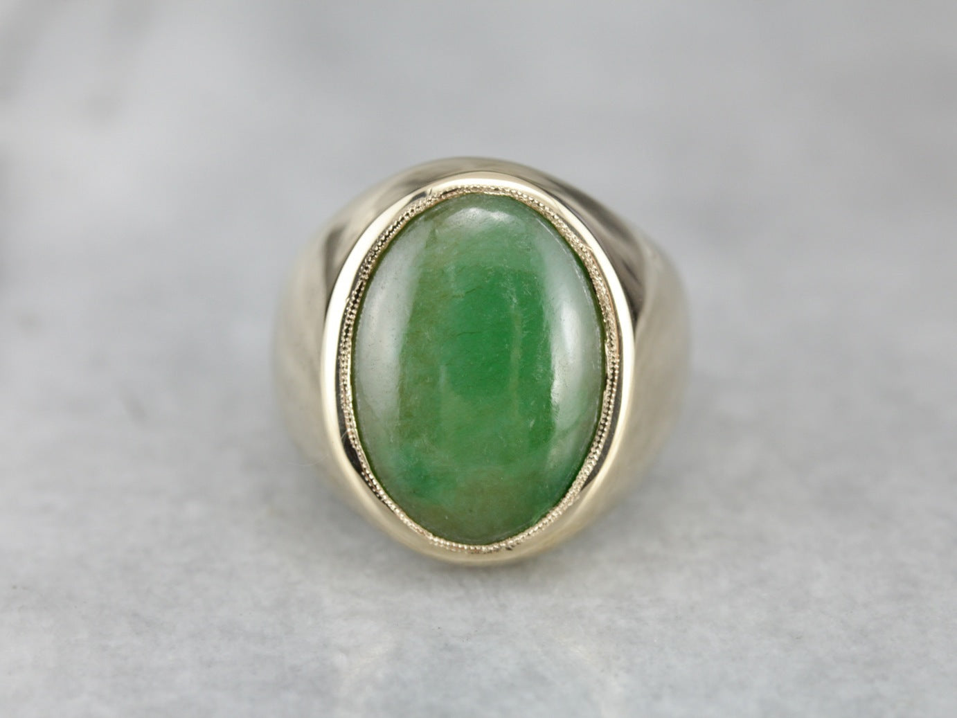 Vintage Men's Jadeite Ring in Yellow Gold