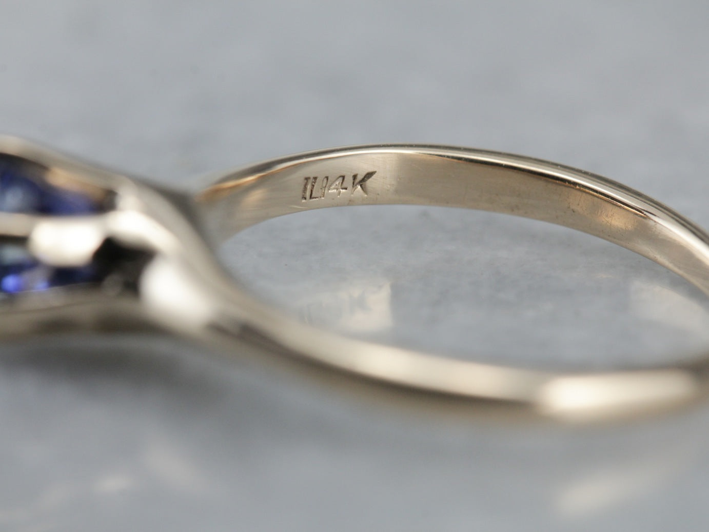 Gorgeous Royal Blue Sapphire Solitaire Ring