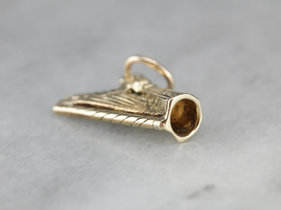 Vintage Harp Charm in Yellow Gold