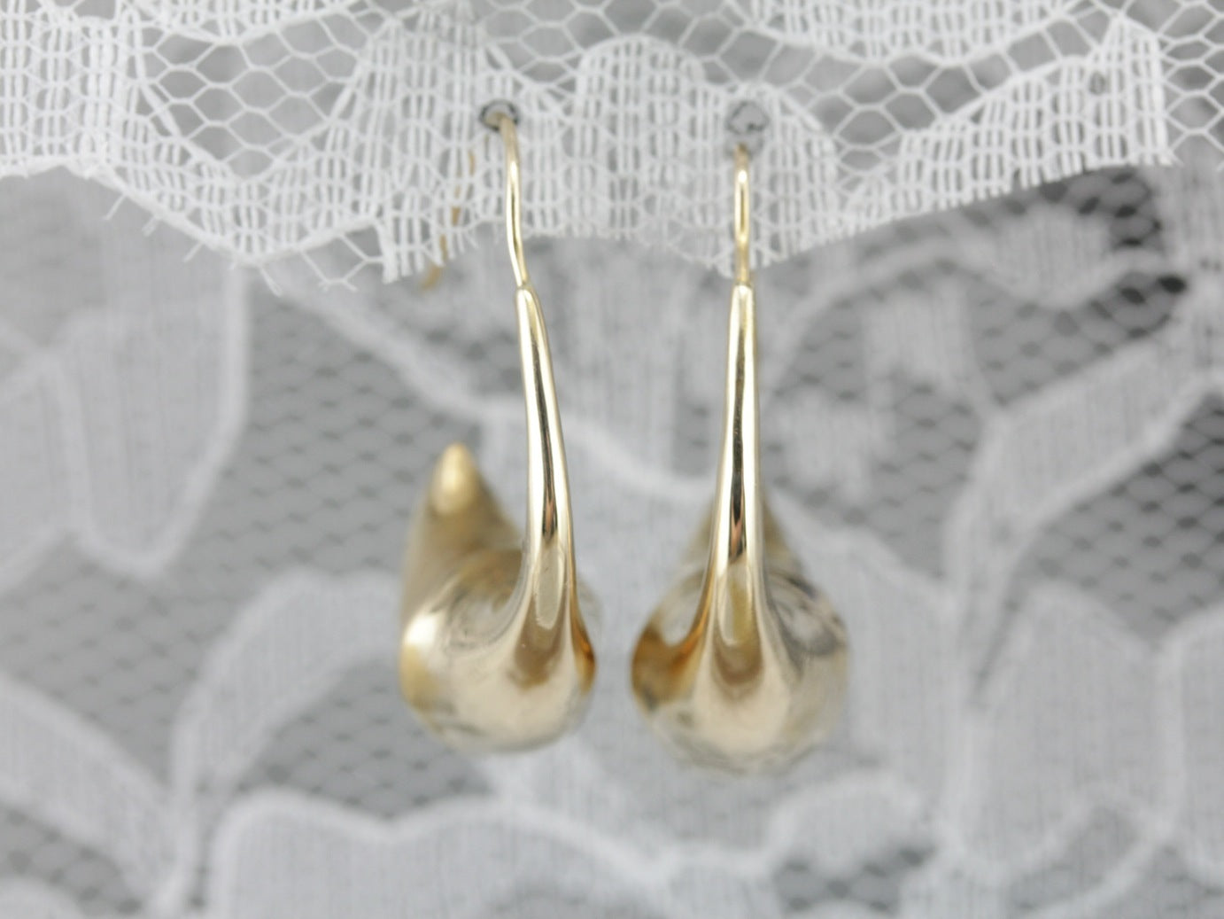 Sleek Polished Yellow Gold Drop Earrings