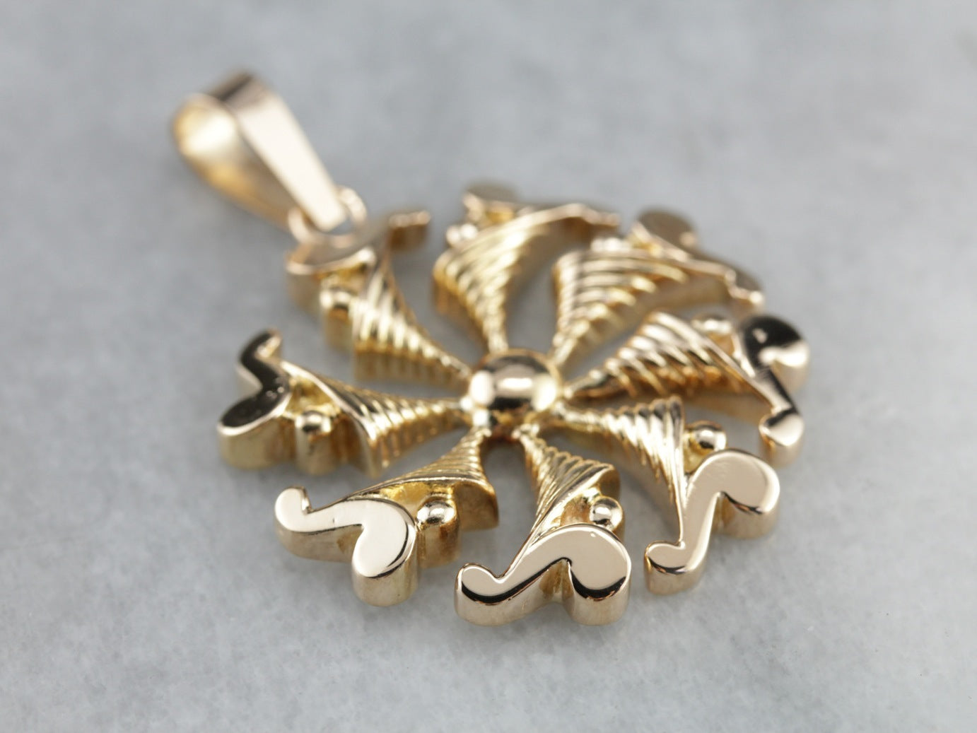 Vintage Yellow Gold Spiral Pendant