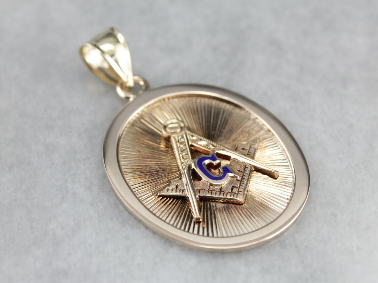 Men's Duel Sided Vintage Masonic Pendant