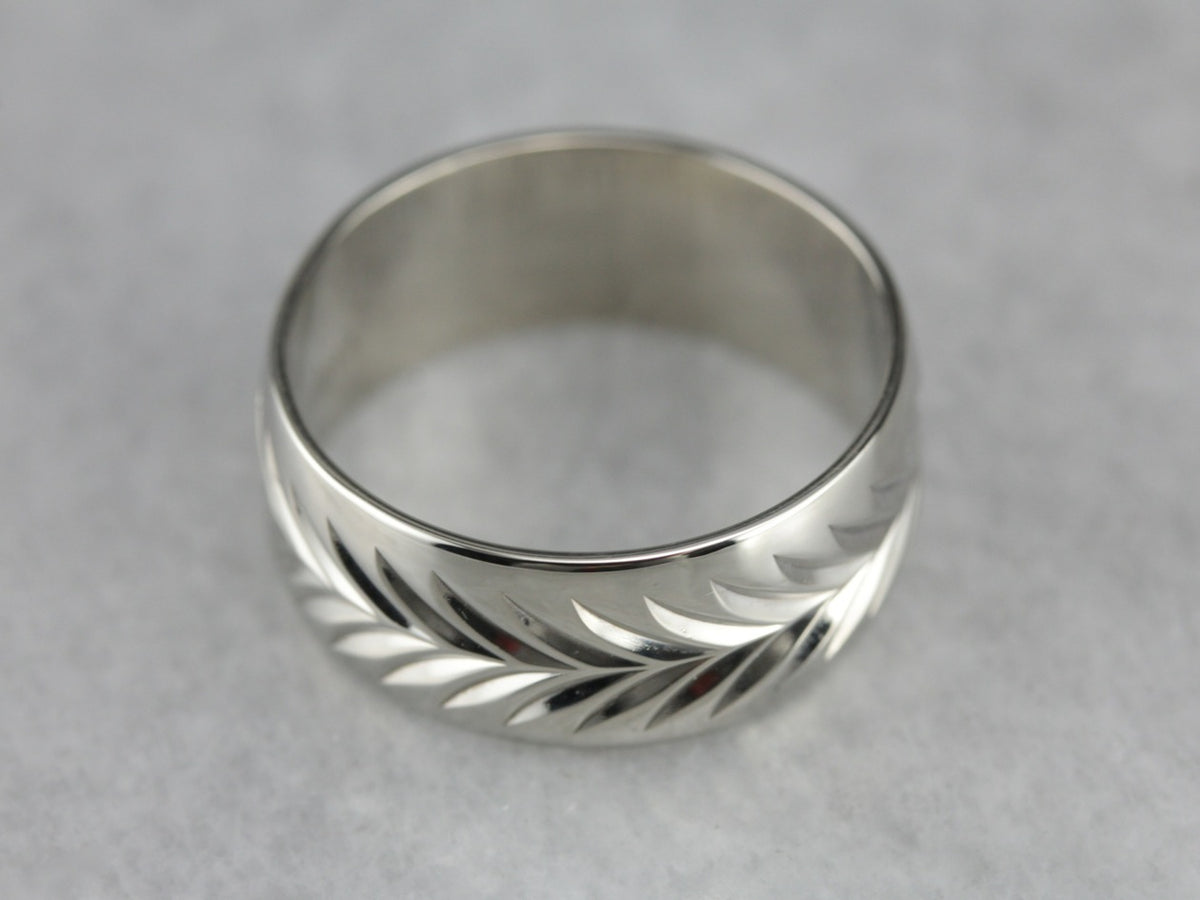 White Gold Pattern Wedding Band