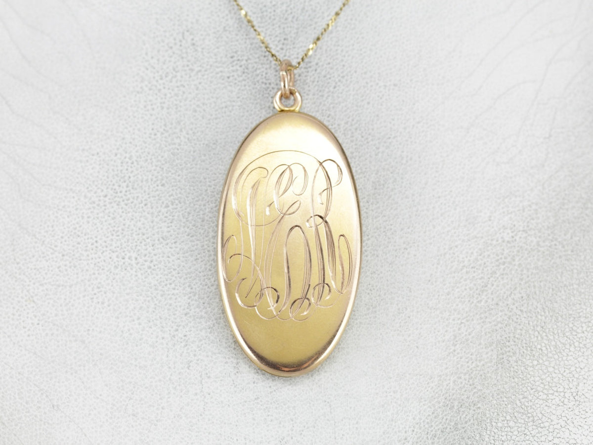 Beautifully Engraved 1913 Duel Sided Locket