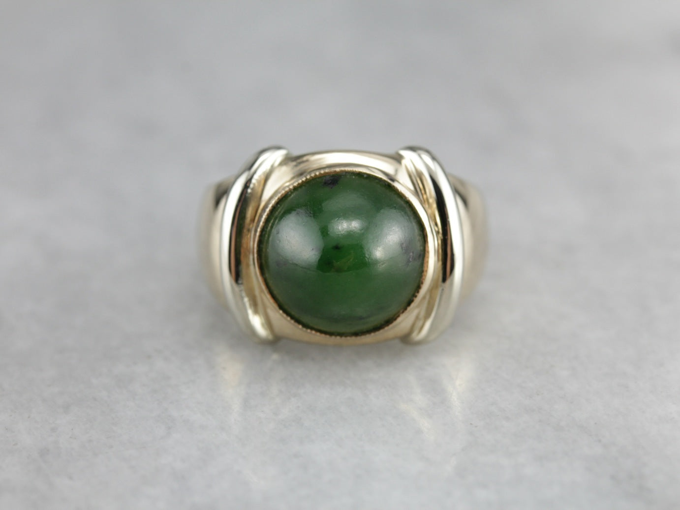 Vintage Jade Cabochon Ring