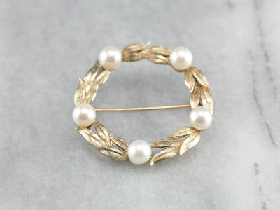 Vintage Pearl Wreath Pin